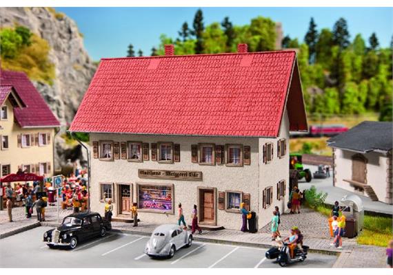 Noch 66404 Laser-Cut Metzgerei mit Gasthaus HO | Bild 1