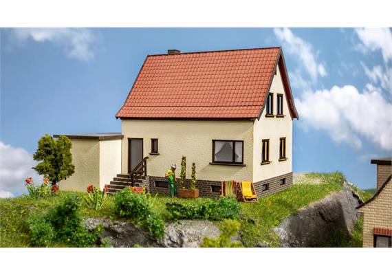 Noch 66606 Siedlungshaus mit Garage - H0 (1:87) | Bild 2