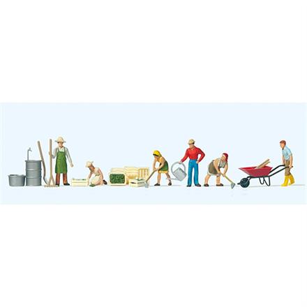 Preiser 10046 Gärtner mit Gießkanne, Schubkarre und Kisten - H0 (1:87)