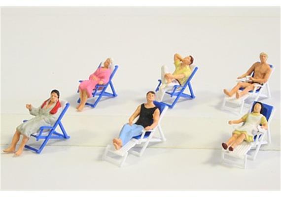 Preiser 10437 Ruhende im Liegestuhl - H0 (1:87) | Bild 1