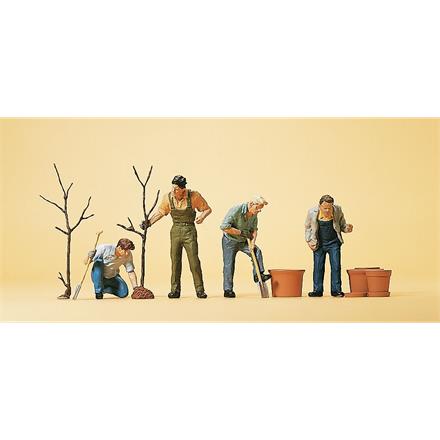 Preiser 10466 Beim Pflanzen HO