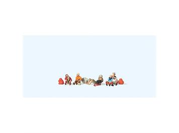 Preiser 79159 Rastende Wanderer - N (1:160)