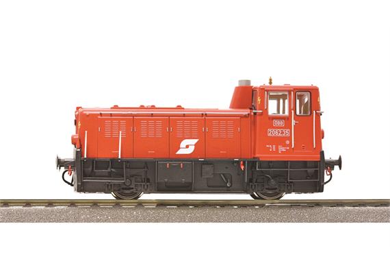 Roco 78001 Diesellokomotive Reihe 2062 der ÖBB in blutoranger Lackierung mit Pflatsch | Bild 3