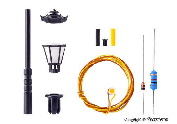 Viessmann 6720 Bausatz Parklaterne, LED warmweiss - H0 (1:87) | Bild 1