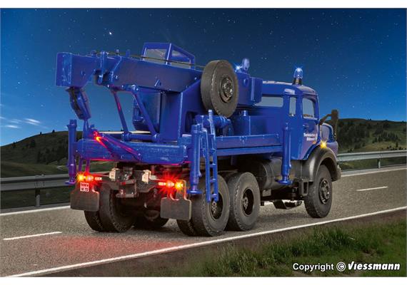 Viessmann 8072 THW MB Rundhauber 3-achs Bergekran mit Rundumleuchten - H0 (1:87) | Bild 5