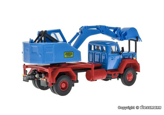 Viessmann 8135 MAGIRUS DEUTZ 2-achs Eckhauber mit Baggeraufbau Basis - H0 (1:87) | Bild 2