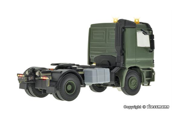 Viessmann 8160 MB ACTROS 2-achs Sattelschlepper mit Rundumleuchten, Militär, Basis - H0 | Bild 3