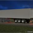 Viessmann 8226 3-achs Koffersattelauflieger mit Unterfahrschutz, Funktionsmodell - H0 | Bild 4
