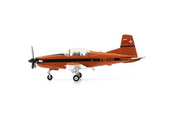ACE 001717 Pilatus PC-7 A-932 Ursprungsbemalung orange - Massstab 1:72 | Bild 2