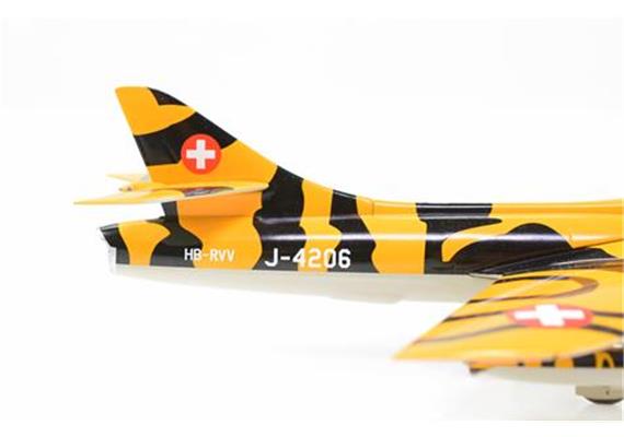 ACE J-4206 Hunter Mk 68 Trainer "HB-RVV Tigerpaint Version Altenrhein" | Bild 4