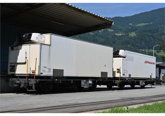 Bemo 2269 162 RhB Lb-v 7869 Tragwagen mit Kühlcontainer Y 11602, neutral weiß - H0m | Bild 2