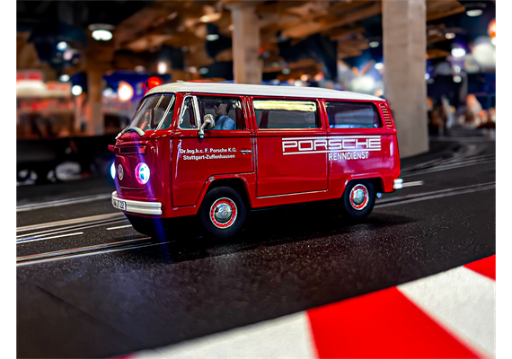 Carrera D132 20031096 VW Bus T2b "Porsche Renndienst" | Bild 2