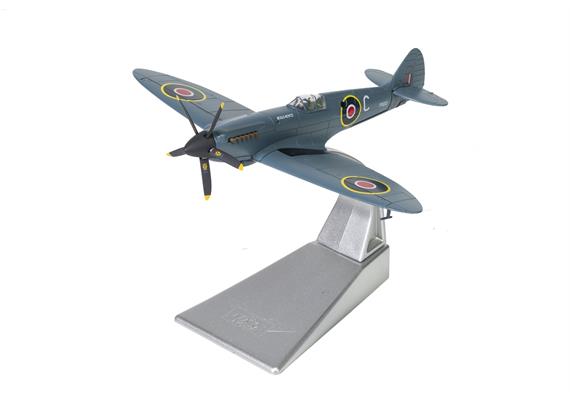 CORGI AA38708 Supermarine Spitfire PR.XIX G-RRGN PS853, Rolls Royce Heritage Hanger - 1:72 | Bild 4