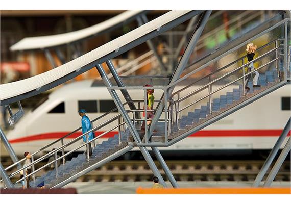 Faller 120110 Bahnsteigbrücke "Neustadt/Weinstrasse" HO | Bild 3