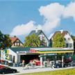 Faller 130345 Tankstelle mit Servicegarage - H0 (1:87) | Bild 1