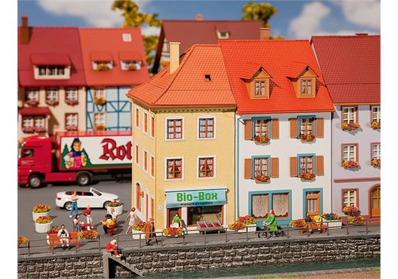 Faller 130496 Kleinstadthäuser HO | Bild 1