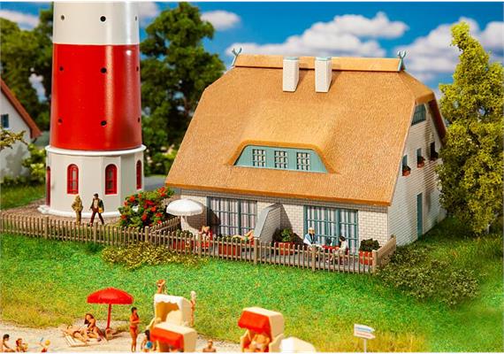 Faller 130675 Reetdachhaus | Bild 1