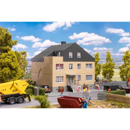 Faller 130755 Mehrfamilienhaus - H0 (1:87)