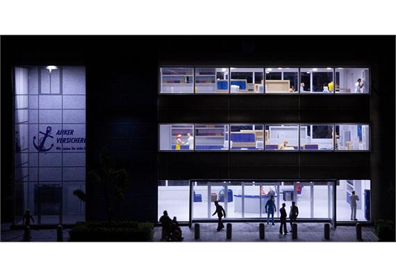 Faller 130891 Versicherungsgebäude, H0 | Bild 2