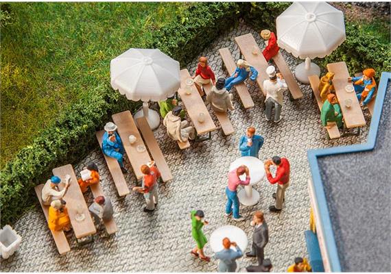 Faller 180963 5 Biertischgarnituren | Bild 1