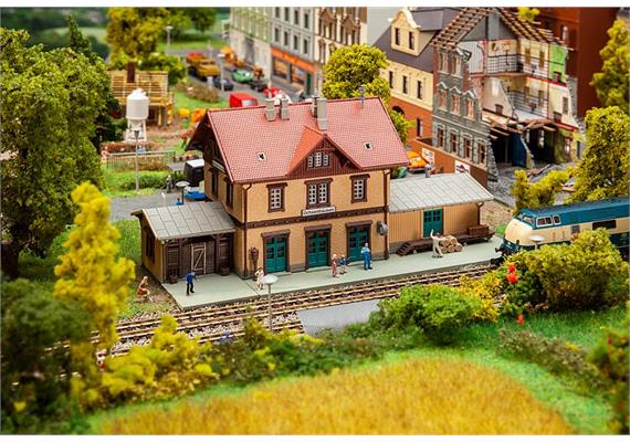 Faller 212122 Bahnhof Ochsenhausen - N (1:160) | Bild 1