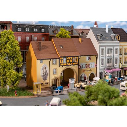 Faller 232167 Altstadthäuser Maximilianstrasse - N (1:160)