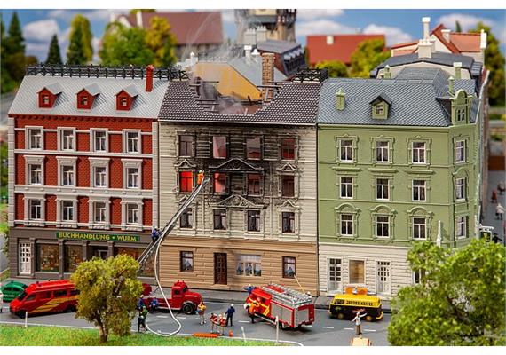 Faller 232326 Brennendes Wohnhaus | Bild 1