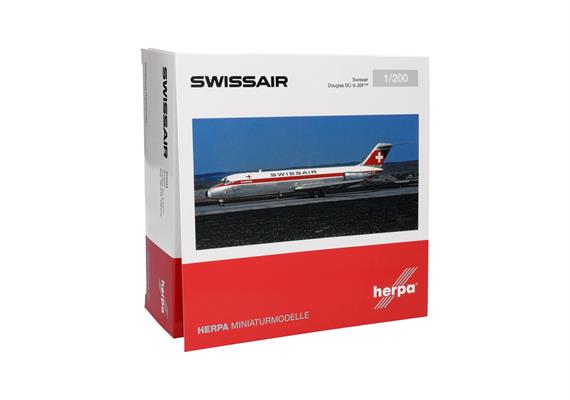 Herpa 573344 Swissair Douglas DC-9-30F HB-IFW Payerne - Massstab 1:200 | Bild 5