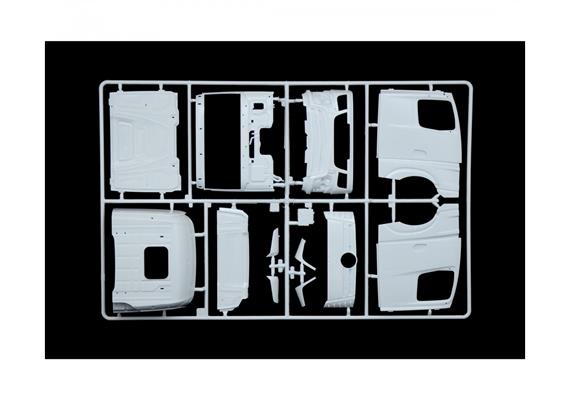 Italeri 3905 Mercedes Benz Actros MP4 Gigaspace - Massstab 1:24 | Bild 4