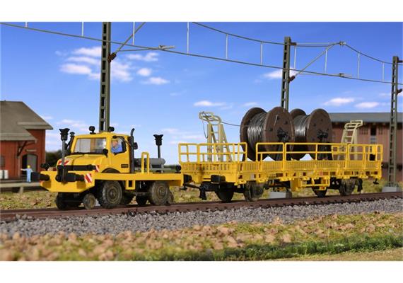 Kibri 16062 Zweiwegeunimog mit Zug- und Schubrahmen HO | Bild 1