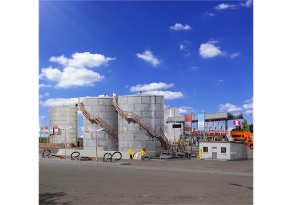 Kibri 37467 Hochtanks mit Bürogebäude - N (1:160) | Bild 2