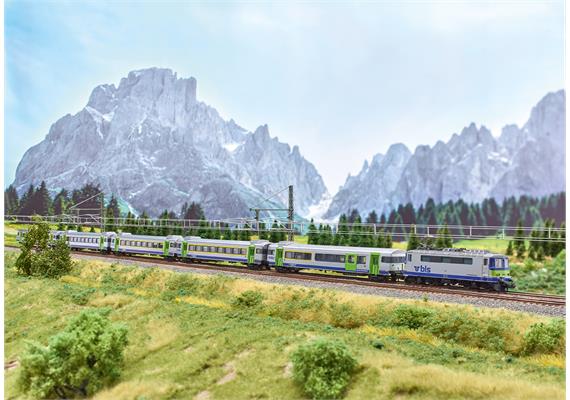 Minitrix 16884 BLS E-Lok Re 420 502-7 in Weißalu, digital DCC/mfx mit Sound - N (1:160) | Bild 3