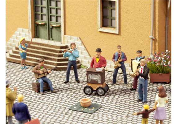 Noch 12820 Sound-Szene "Strassenmusiker" - H0 (1:87) | Bild 1
