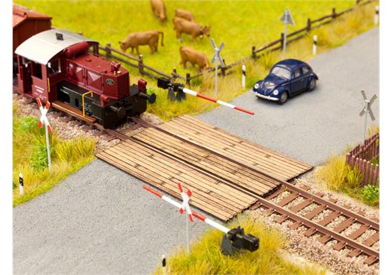 Noch 14305 Laser-Cut Bahnübergang Holzbohlen - H0 (1:87) | Bild 1