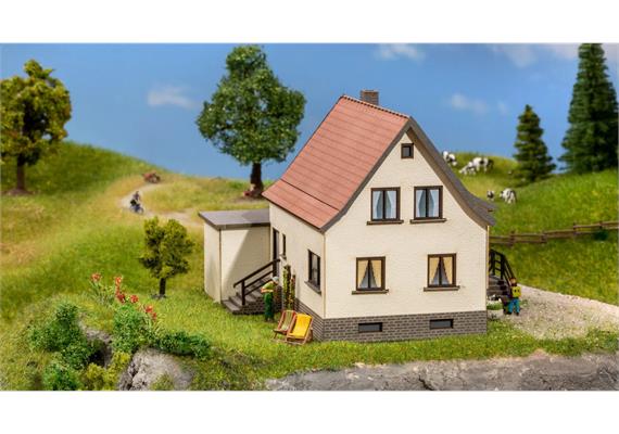Noch 63606 Siedlungshaus mit Garage, Laser Cut Bausatz, N (1:160) | Bild 1
