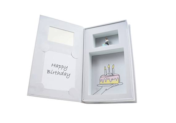 NOCH 99507 Geschenkbox „Happy Birthday”, 9 cm x 15 cm, 2,5 cm hoch | Bild 5