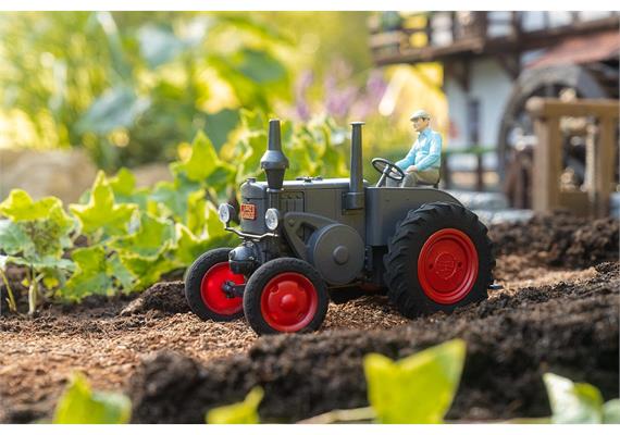 Pola 331619 Lanz Bulldog - G (1:22,5) | Bild 1