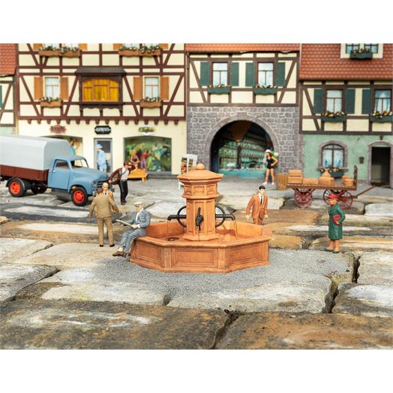 POLA 333154 Marktbrunnen - G (1:22,5)