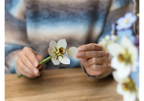 Revell 00630 Blossom Festival - Blumenstrauß der alle Sinne berührt | Bild 2