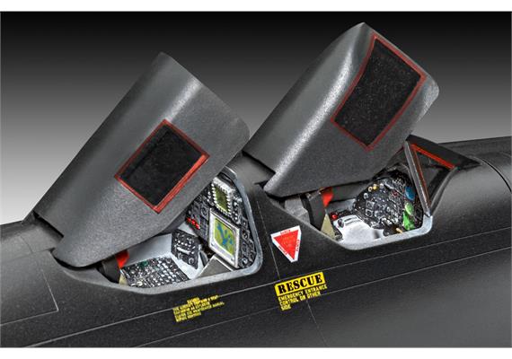 Revell 04967 Lockheed SR-71 A Blackbird - Massstab 1:48 | Bild 3