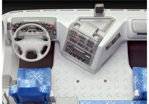 Revell 07423 Iveco Stralis | Bild 3