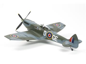 Tamiya Supermarine Spitfire Mk. XVIe 1:32