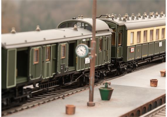 TRIX 21360 Zugpackung Bayerischer Schnellzug, DC 2L, digital DCC/mfx+/MM mit Sound | Bild 4