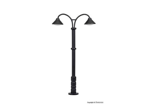 Viessmann 6409 Bahnsteigleuchte Baden-Baden, doppelt, 2 LEDs warmweiß - N (1:160)