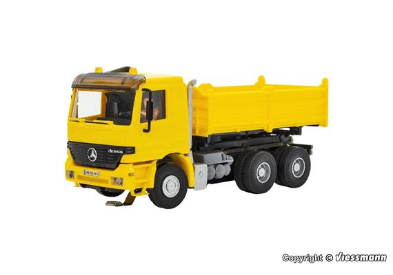 Viessmann 8015 MB ACTROS 3-achs Muldenkipper mit Rundumleuchten - H0 (1:87) | Bild 1