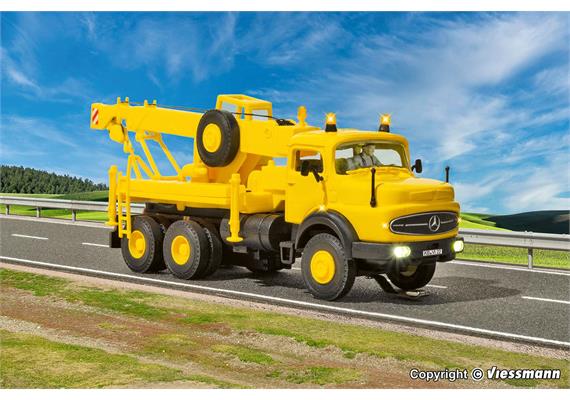 Viessmann 8022 MB Rundhauber 3-achs Bergekran mit Rundumleuchten - H0 (1:87) | Bild 3