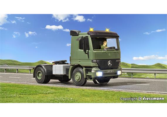 Viessmann 8160 MB ACTROS 2-achs Sattelschlepper mit Rundumleuchten, Militär, Basis - H0 | Bild 4