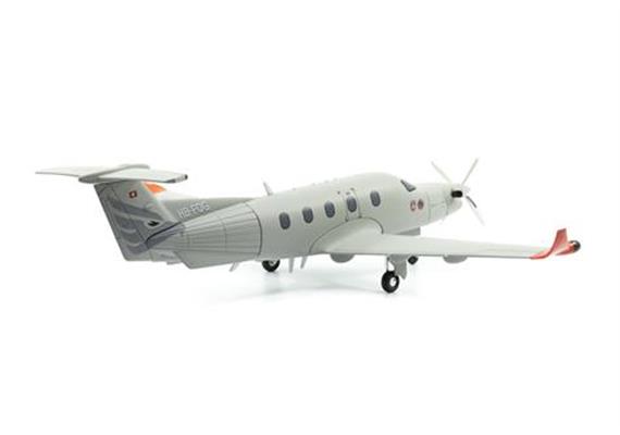 ACE 001680 Pilatus PC-12 Armasuisset HB-FOG - Massstab 1:72 | Bild 5