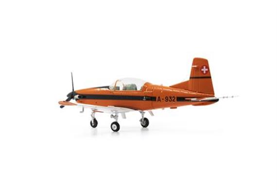 ACE 001717 Pilatus PC-7 A-932 Ursprungsbemalung orange - Massstab 1:72 | Bild 3