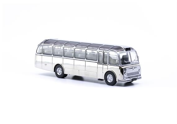 ACE 002018 FBW C40U Haifisch Chrom Edition - H0 (1:87) | Bild 3